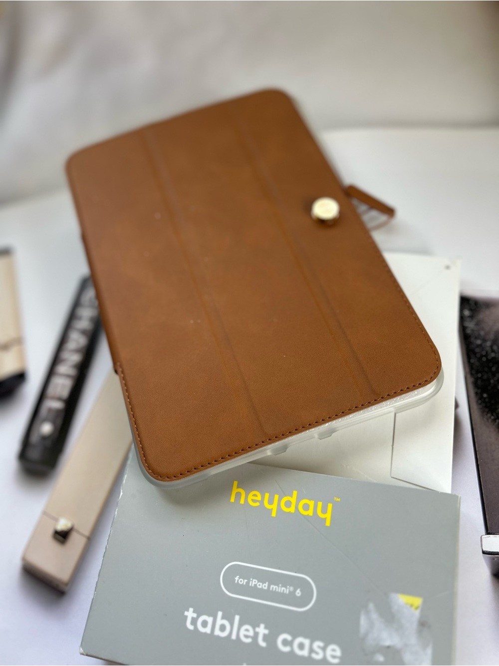 Heyday iPad mini 6 Classic Tan Leather Tablet Folio Case new - Picture 3 of 8